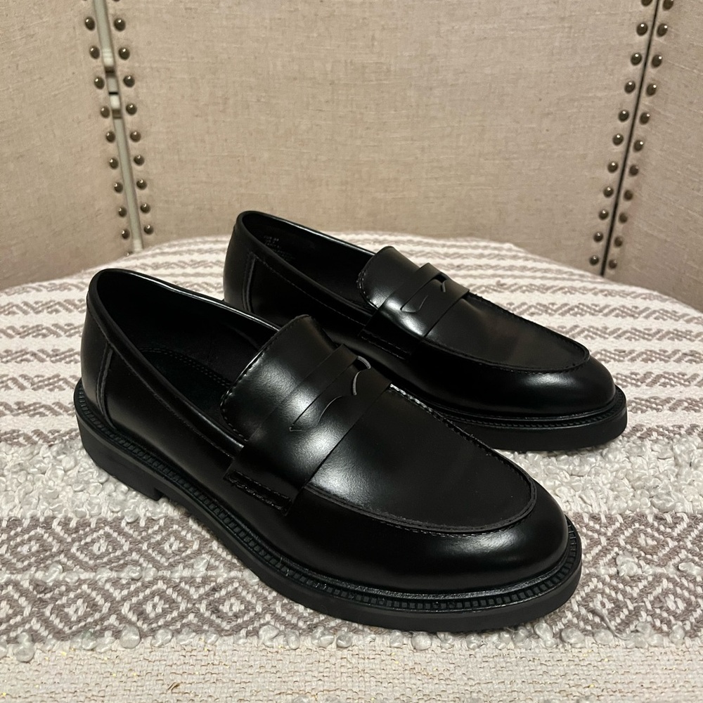 H&M women’s loafers size 7
